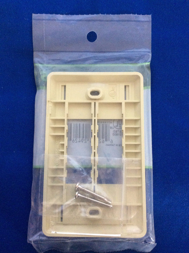 Ortronics OR-40300546-13 TracJack Plastic Faceplate 4 Hole, Ivory
