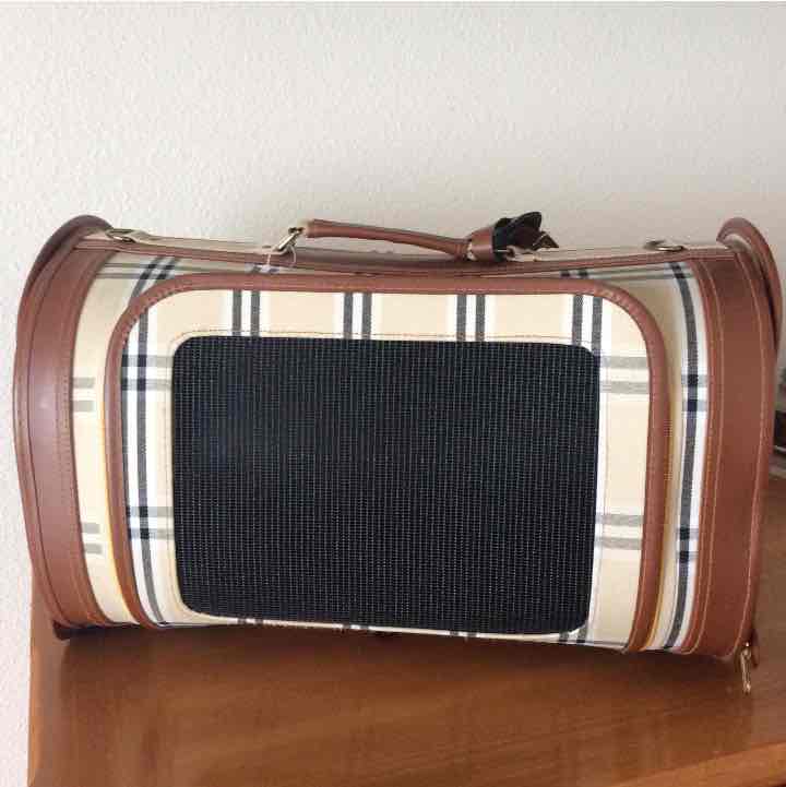 Petote Classic Kelle Pet Carrier